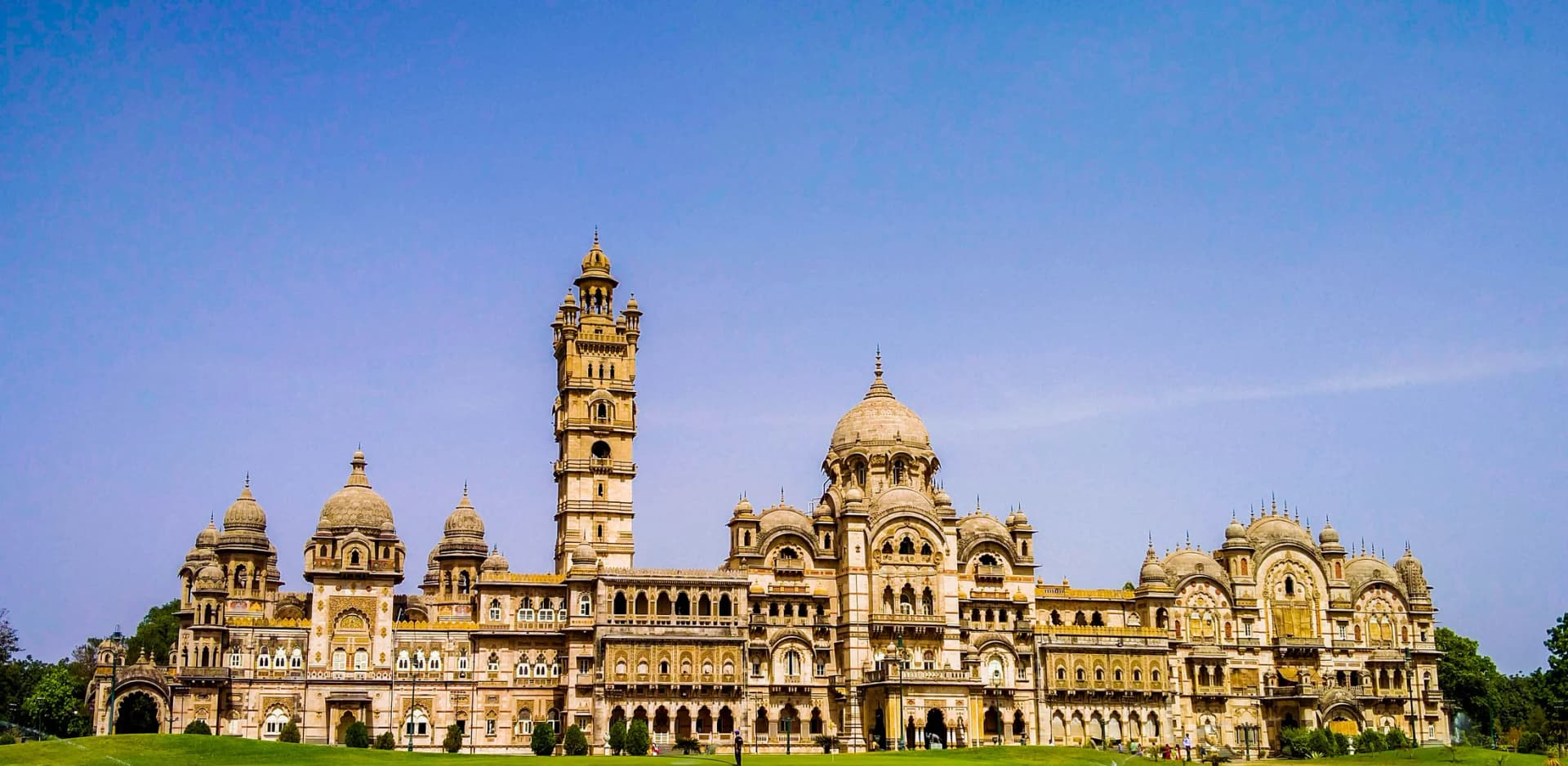 Laxmi Vilas Palace