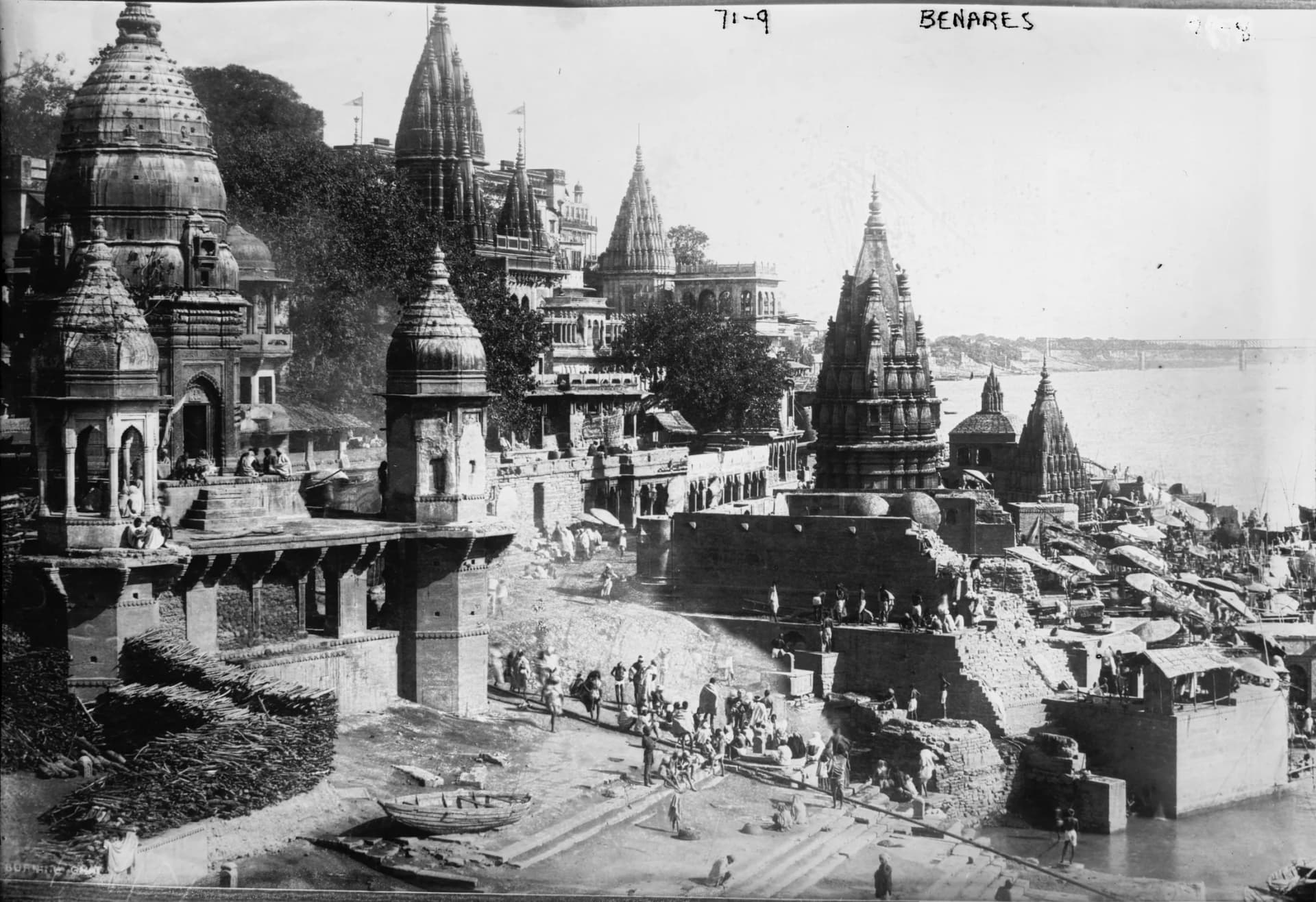 Manikarnika Ghat