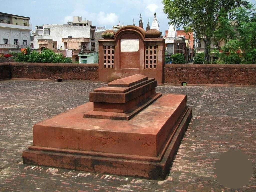 Ibrahim Lodhi's Tomb